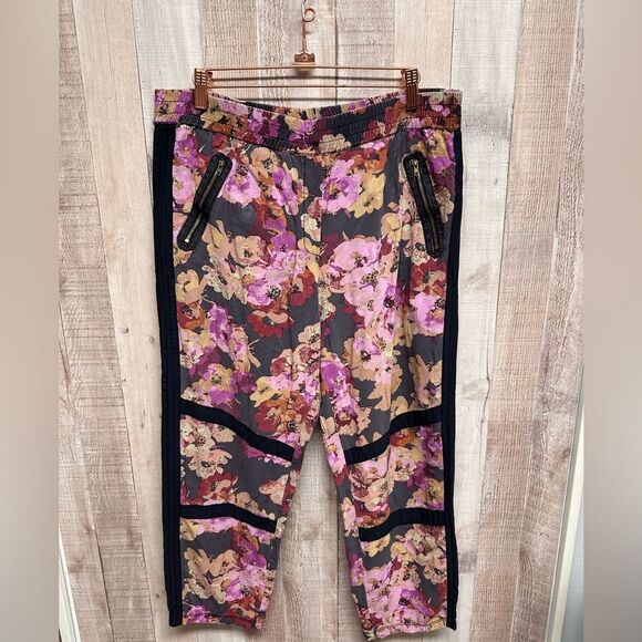 Anthropologie Floral Print Pants - Black and Pink - Picture 2 of 9